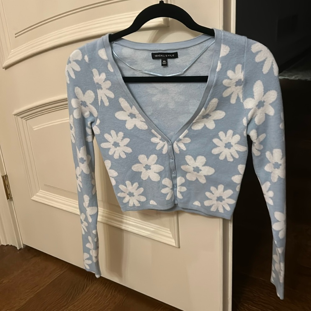 pacsun long sleeve button up top cardigan